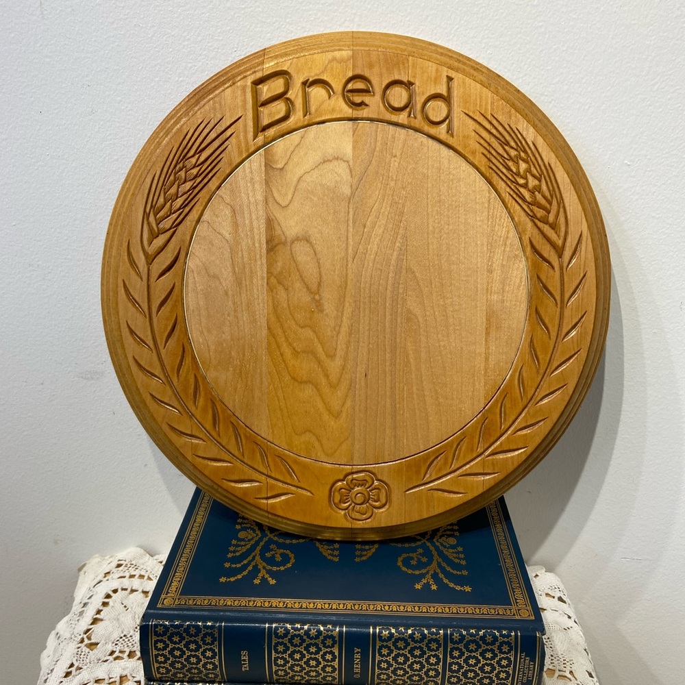 Round Bread Board